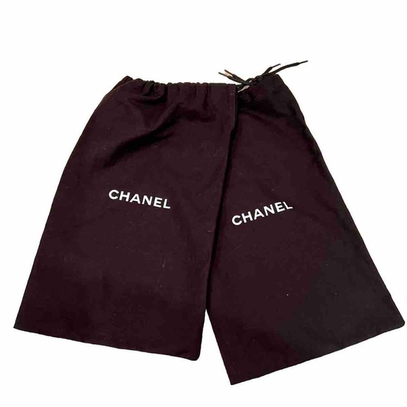 Authentic CHANEL  Low Heel Leather  Sandals, Gold  size 40.5 Rhinestones - Picture 4 of 14